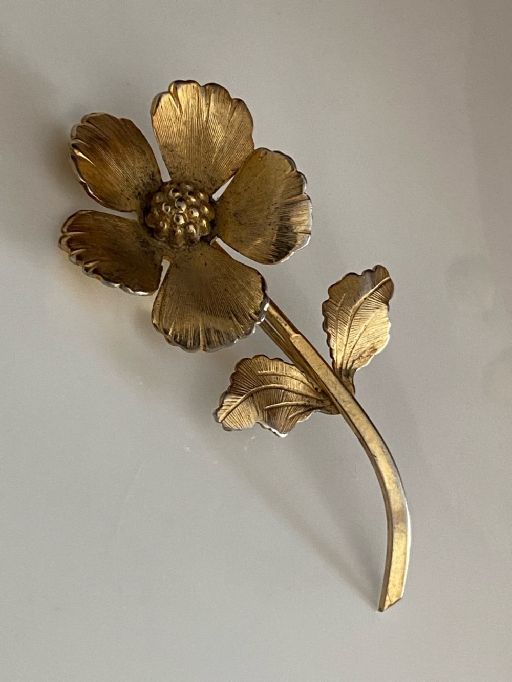 Signed Giovanni Gold Floral Brooch